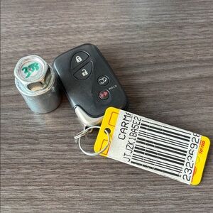 LEXUS RX350 Black Car Key Fob with Locking Lug Nut